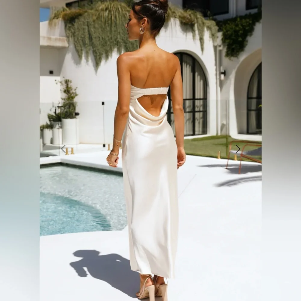 Hello Molly Strapless Cream Dress - Picture 2 of 5